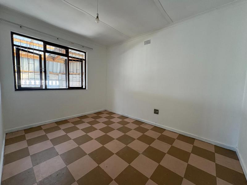 To Let 2 Bedroom Property for Rent in Silvertown Western Cape